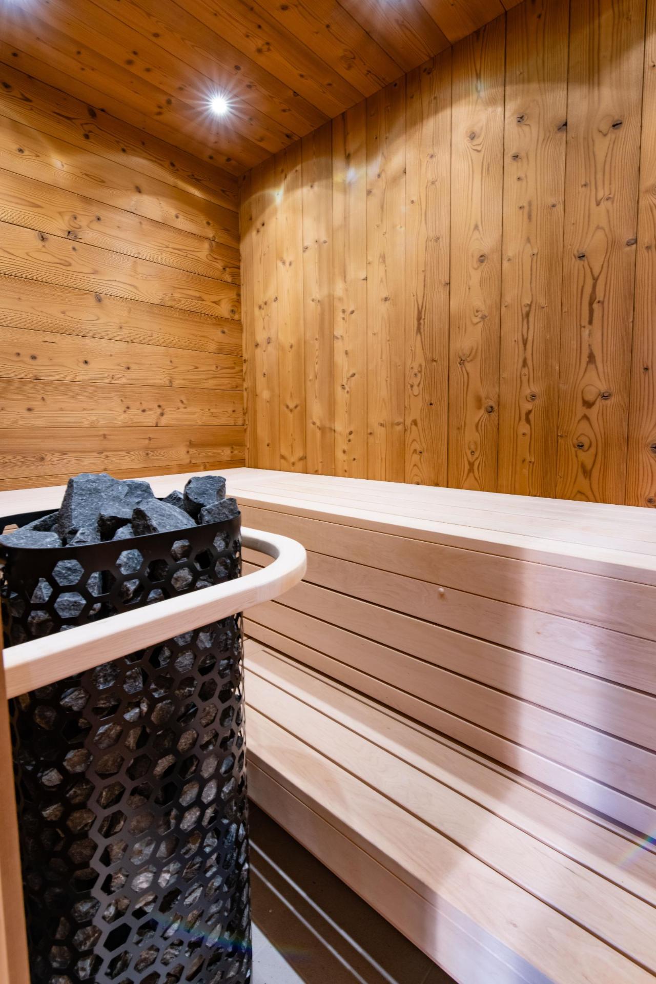 Basket heater and aspen bench detail